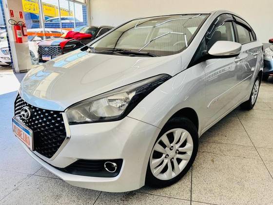 HYUNDAI HB20S 1.6 COMFORT PLUS 16V FLEX 4P MANUAL HYUNDAI HB20S 1.6 COMFORT PLUS 16V FLEX 4P MANUAL